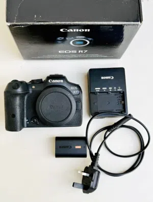 Canon EOS R7 Mirrorless Camera Body - 32.5MP 4K Video Boxed with Accessories