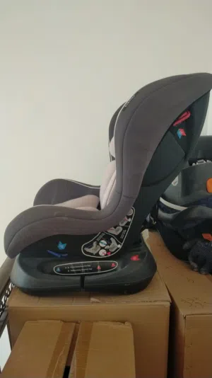 كرسي أطفال للسيارة ماركة جونير junior baby car seat from 0_3 years
