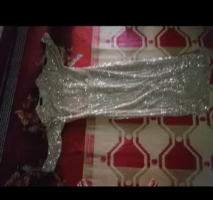 فستان مناسبة يلبس من 48 إلى 52