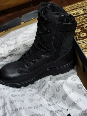 بسطار ساق طويل بسحاب ورباط نمره 42تركي نوع őzkAn kundura للبيع 20دينار