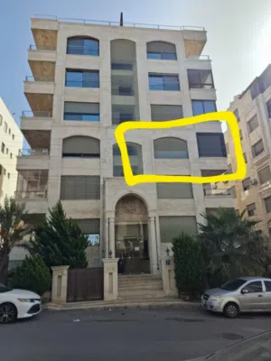 شقة ط2 الجاردنز 204 م  خلف مطعم السروات  باتجاه الرابية  أقرب على أورانج بسعر 120 ألف