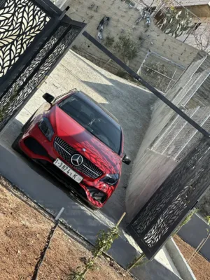 مرسيدس بينز A180