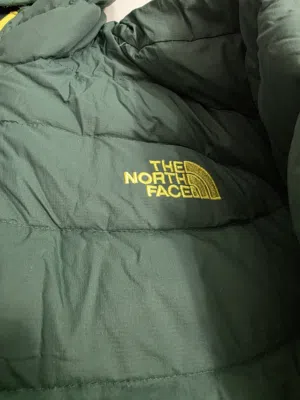 جاكيت 700 TNF اصلي قياس لارج والحشوة ريش