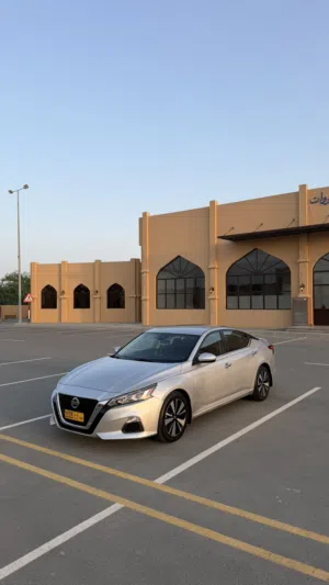 نيسان التيما 2021