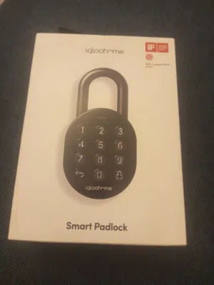قفل إيجلو هوم الذكي (igloohome Smart Padlock)، يعمل من خلال البلوتوث وعبر تطبيق على الهاتف
