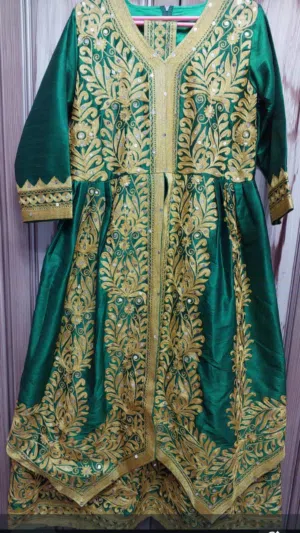 فستان أخضر شعبي للمناسبات والافراح