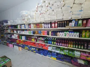 السلام عليكم سكفالي صيني مستعمل ممكن 15 متر ارتفاع 5 ارفف للبيع زايد ناقص بنبيع اتصل وساوم وماعندكش