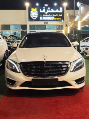 للبيع مرسيدس S400 موديل 2014 مواصفات خليجية (GCC) بحالة ممتازة، داخل بيج بحالة ممتازة V6