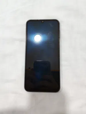 تلفون Samsung A24 4G. مع كفر اسود. حالة جيده جدا