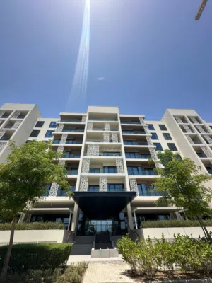 sea view 1 bhk apartment in juman 2 شقة مميزة في الموج جمان 2