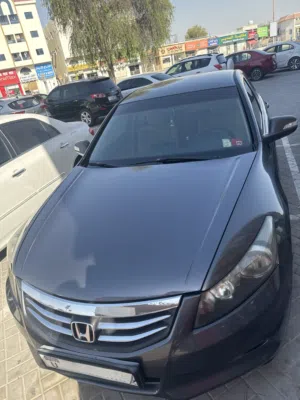 Honda Accord 2012 for sale -well maintained using by new tyres engine and gear is good