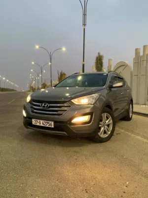 Used Hyundai Santa Fe in Basra