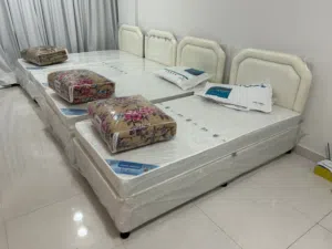 Deewan bed on wholesale price delivery extra charges according to the location سرير مع مرتبة بالجملة