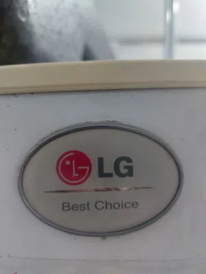 ثلاجة LG مستعملة للبيع