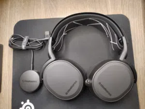 SteelSeries Arctis 9 Wireless سماعه