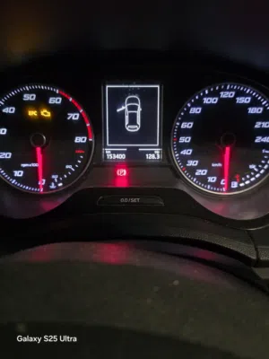 السياره بحاله ممتاز