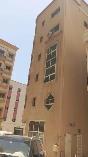‏1176 م٢ ‏.‏ المالك‏1