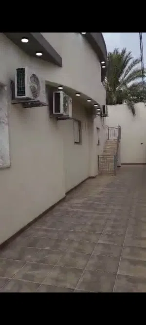 فيلا سكنية في سوق الجمعه 11يونيو