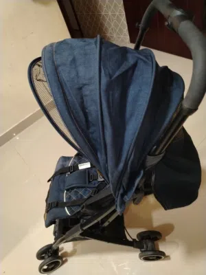 للبيع عربه اطفال عمليه الاستخدام وسهله الحمل