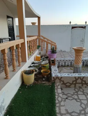 منزل للبيع البيت كائن في بلاد صور العوابي