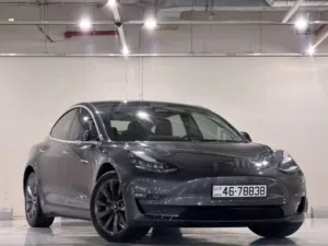 Tesla model 3 Standard plus 2019 بحالة الوكالة