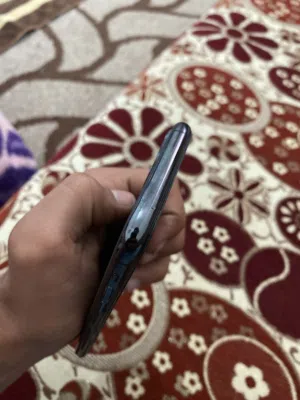 ايفوان 11برو هاتف قممه في نضافه تفاصيل في وصف