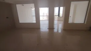 مخازن ومكاتب تجارية