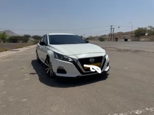 Used Nissan Altima in Muscat