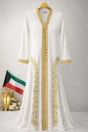 قفطان كويتي أبيض بتطريز ذهبي فاخر