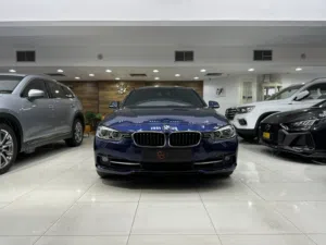 BMW 330i Model 2016 151,000km GccOman