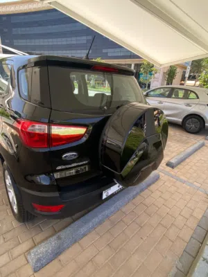 FORD ECOSPORT black in good condition urgent sale leaving country
