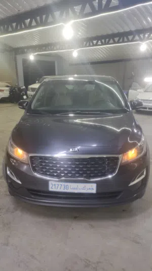 كيا سيدونا 2018 ربي يبارك عيب لا محرك 30GDI ماشيه 127بالكيلو استيراد كندا بطنها نضيف
