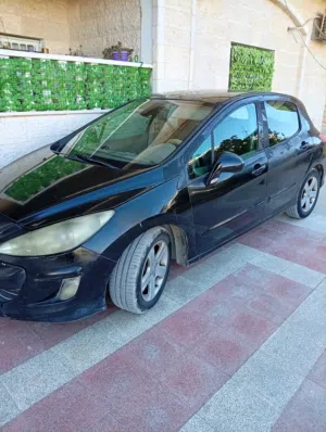 Used Peugeot 308 in Hebron