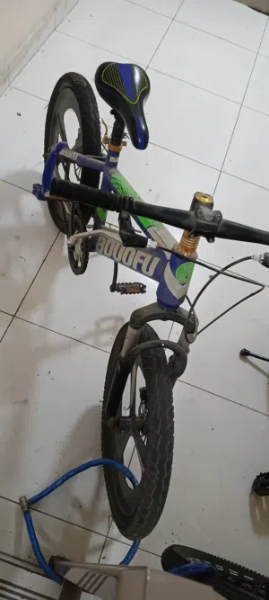 سيكل BOUOFU للبيع سريع بـ 10 دينار / Bicycle 10 BD