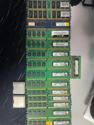 إعلان بيع مجموعة قطع كمبيوتر (دفعة واحدة) رامات DDR2+DDR1 + CPU Pentium D 3.4Hz + Pentium 4 3.20GHz