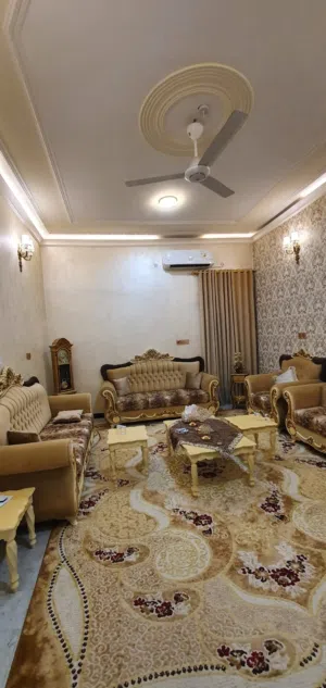 بيت طابقين للبيع في حي الكفاءات