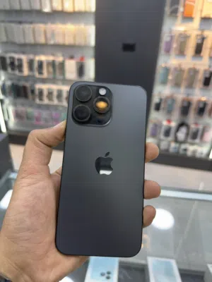 iPhones 15 pro max uesd  ايفون 15 برو ماكس 256 جيجا  مستعمل بحاله الوكاله بطاريه 89 بلميه  مدخل خط