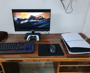 شاشه dahua lm22 a211y شبه جديده استعمال شهر