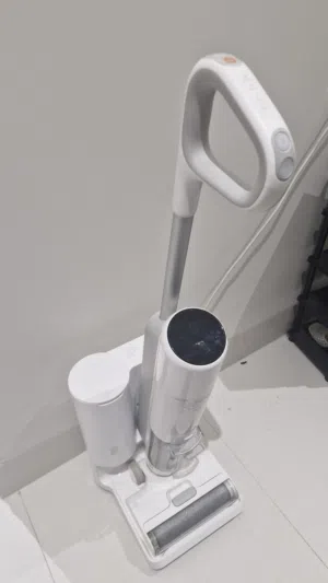 Xiaomi Vacuum Cleaners for sale in Muscat