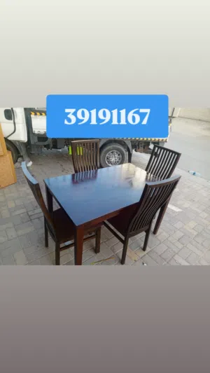 طاولةطعام ماليزي اربعةكراسي نظيف قوي