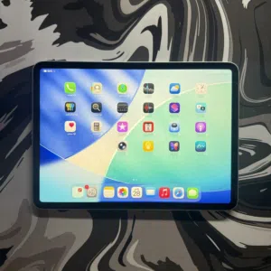 ايباد برو M1 (كزيوني)