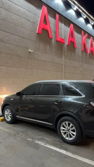 Used Kia Sorento in Jeddah