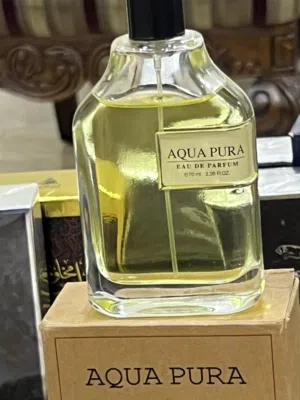 عطر أكوا بورا رائحه قويه وتدوم معك