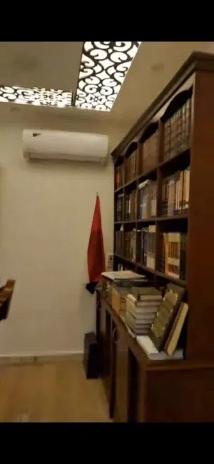 فرصه مكتب للايجار بمدينه نصر الحي التامن بحسن مامون الرئيسي المكتب بيطل علي حسن مامون