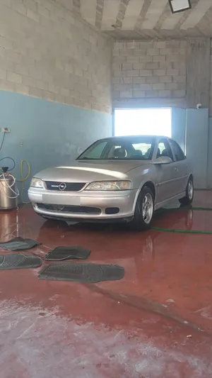 used-opel-vectra-in-nablus