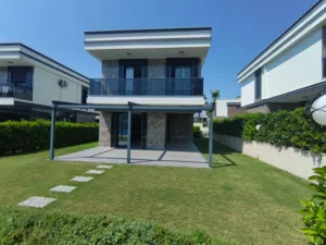 3 Bedrooms . 3 Bathrooms . 120 m20