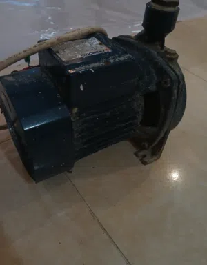 للبيع: مضخة ماء بيدرولو إيطالية CPm 158 For Sale: Pedrollo CPm 158 Water Pump - Made in Italy