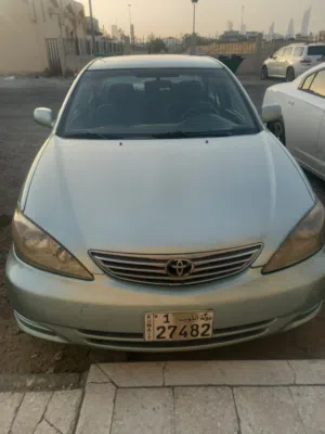 toyota camery 2004 model call for price & more info. phone number on description