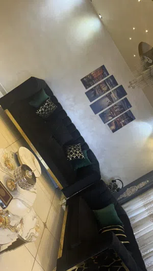 طقم كنب مودرن بسعر مغري