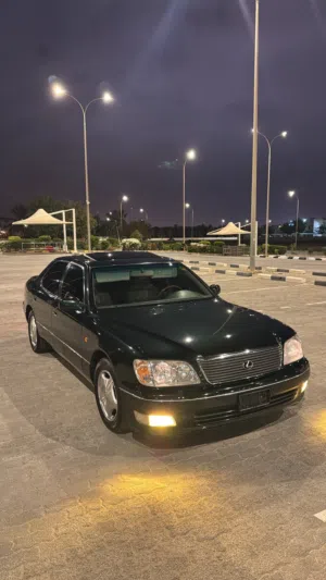 Used Lexus LS in Dhofar